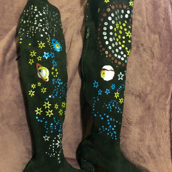 “Out of this world” boots - Picture 4 of 5